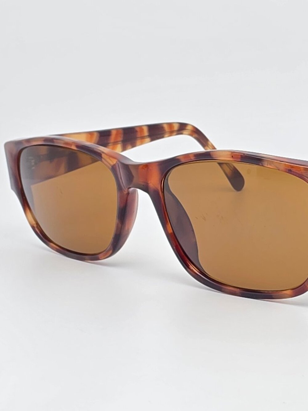 Bausch & Lomb B&L W1829 Tortoise Frame B-15 Brown Mineral Glass Lens Sunglasses